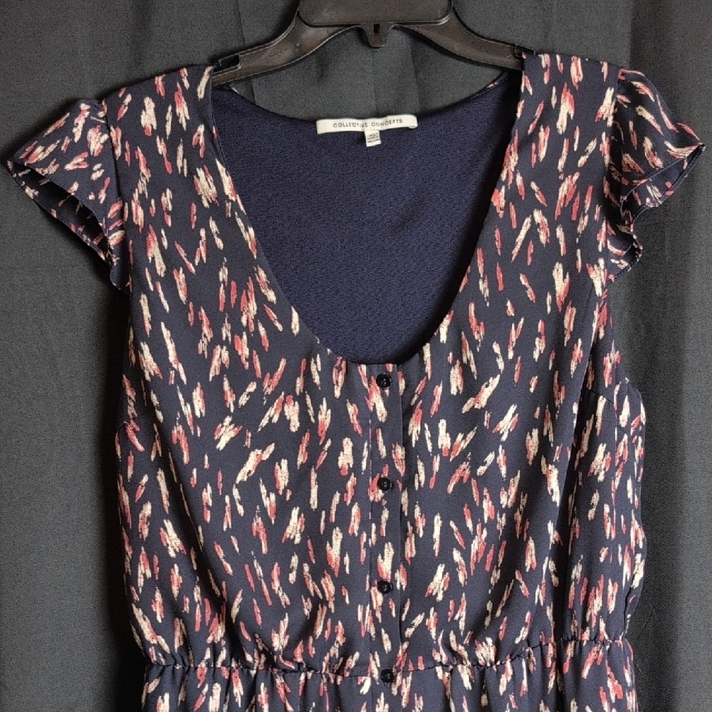 Collective Concepts‎ Blue and Pink Sleeveless Jumper. EUC. XL. - Picture 2 of 8